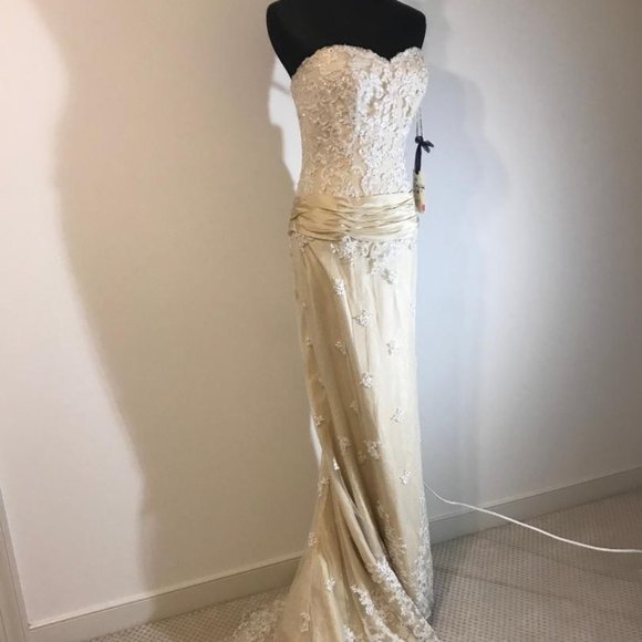 BRIDAL - Picture 2 of 6